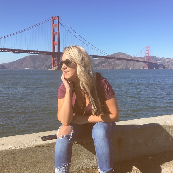 Meet your Posher, Kenzie - Picture 1 of 1